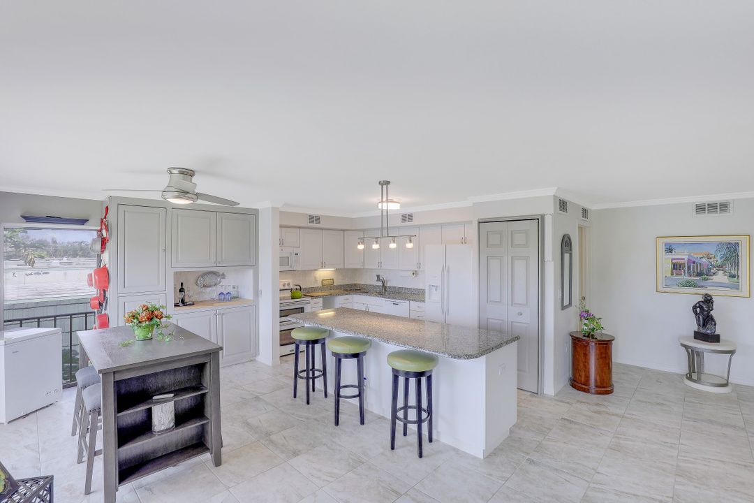 1810 Bald Eagle Dr #C, Naples, FL 34105