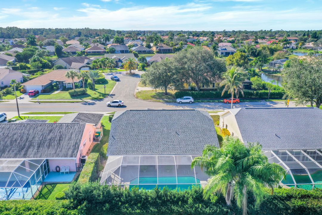 1812 Piccadilly Circus, Naples, FL 34112