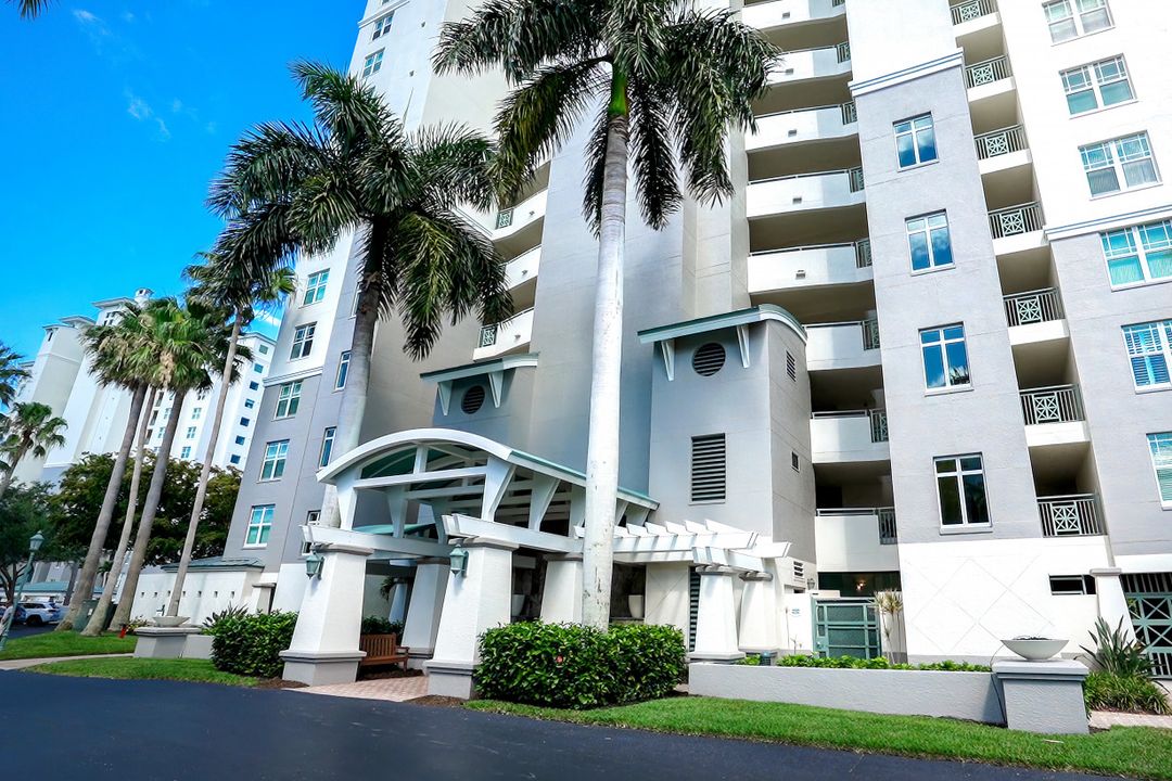 430 Cove Tower Dr #403, Naples, FL 34110