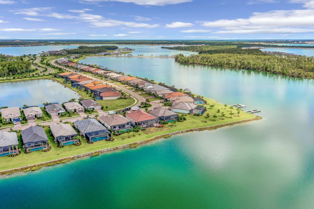 19001 Aqua Shore Dr, Fort Myers, FL 33913