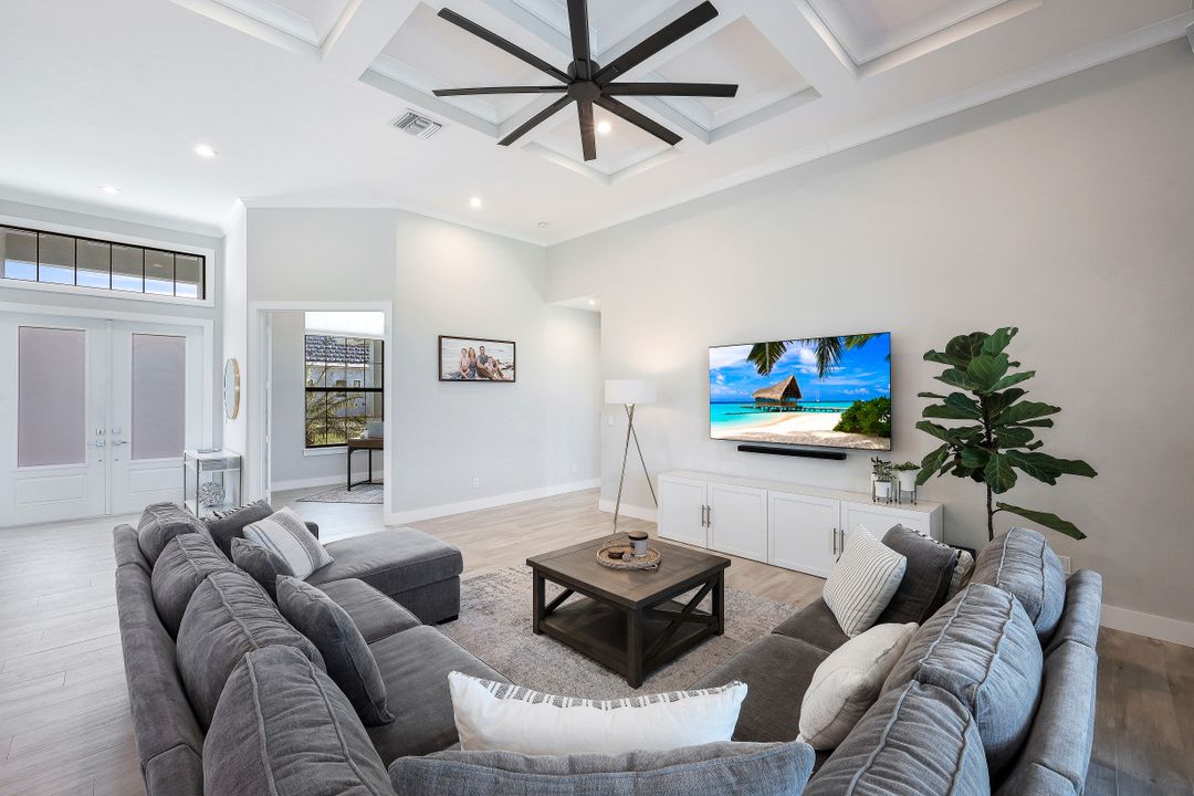 1480 Collingswood Ave, Marco Island, FL 34145