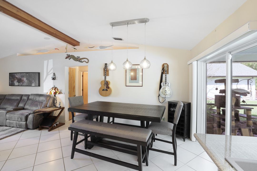 2207 SW 38th Terrace, Cape Coral, FL 33914