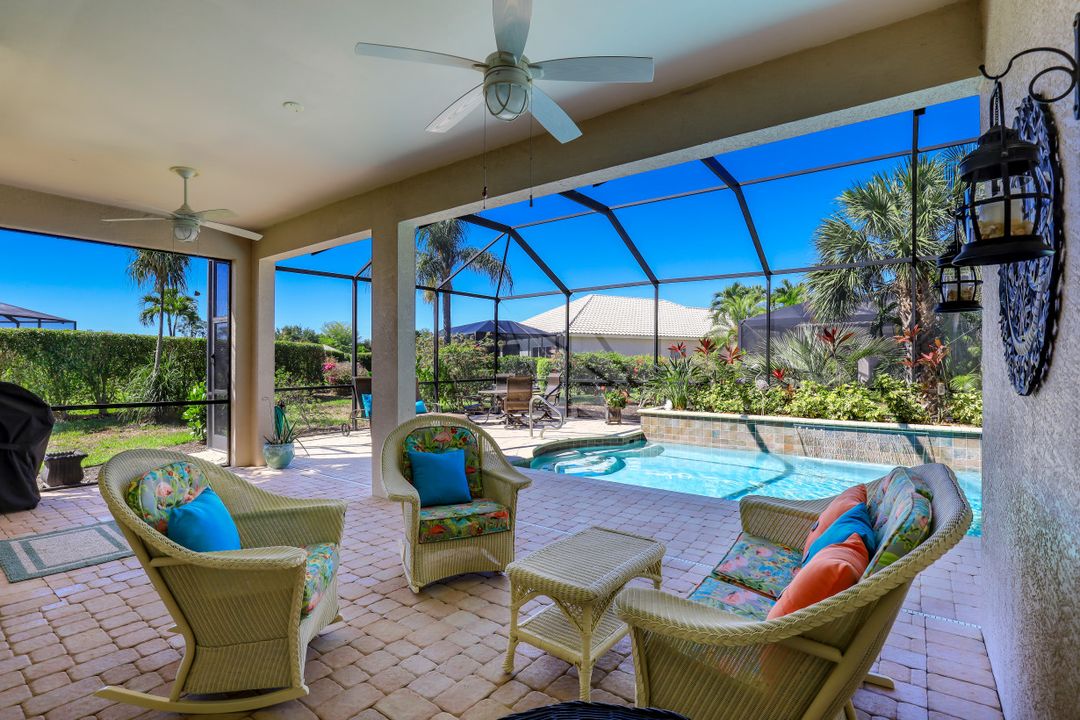 24761 Goldcrest Dr, Bonita Springs, FL 34134