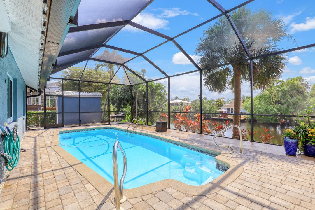 3831 Riviera Cir, Bonita Springs, FL 34134