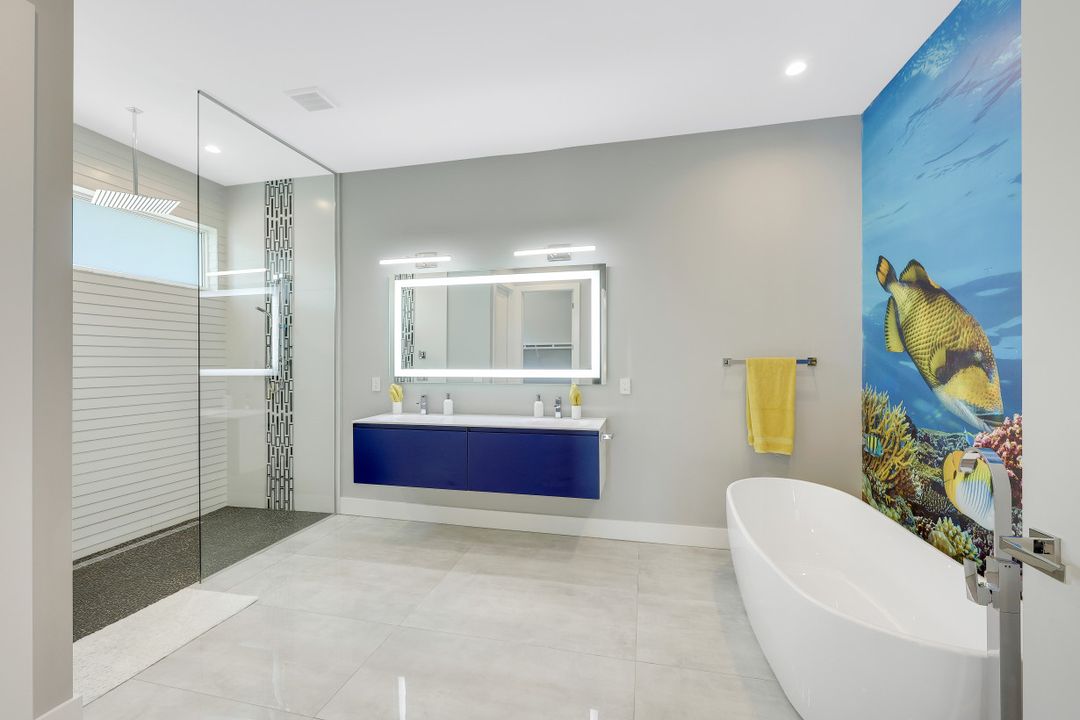 5210 SW 28th Pl, Cape Coral, FL 33914