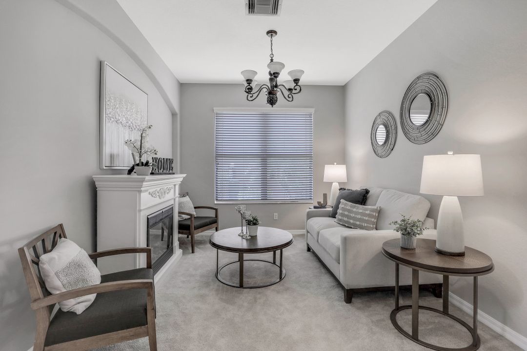 12494 Country Day Cir, Fort Myers, FL 33913