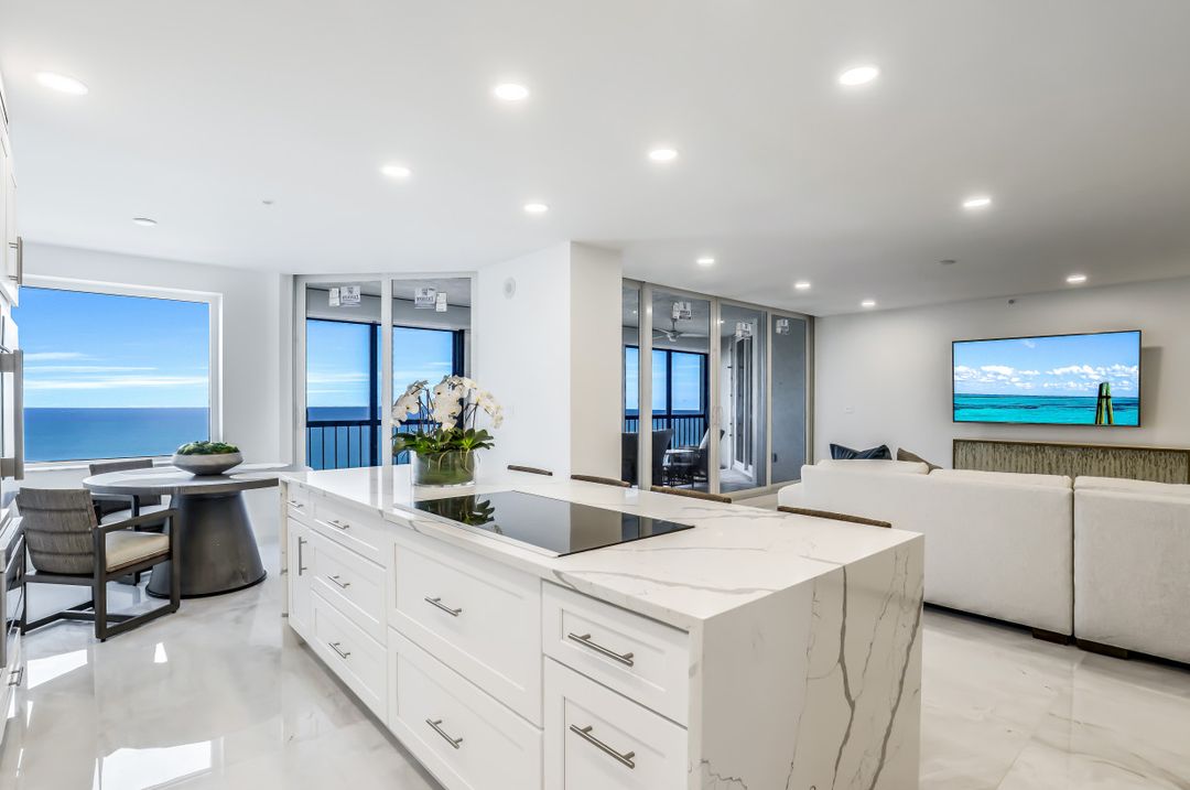 8171 Bay Colony Dr #1602, Naples, FL 34108