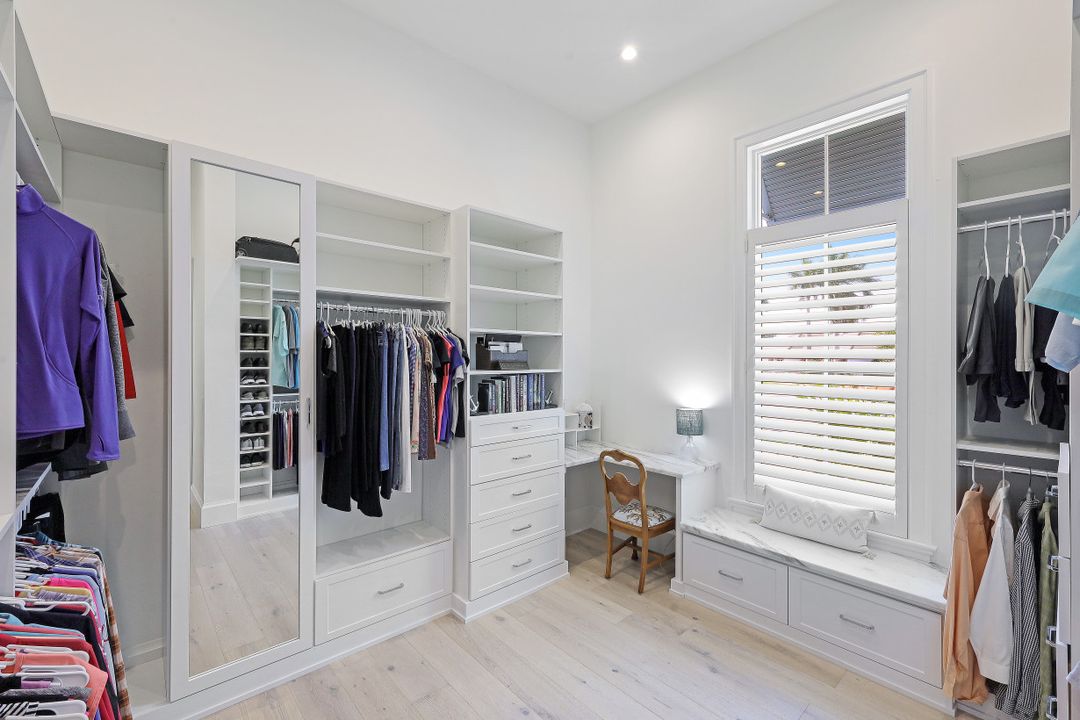 1591 Jamaica Ct, Marco Island, FL 34145