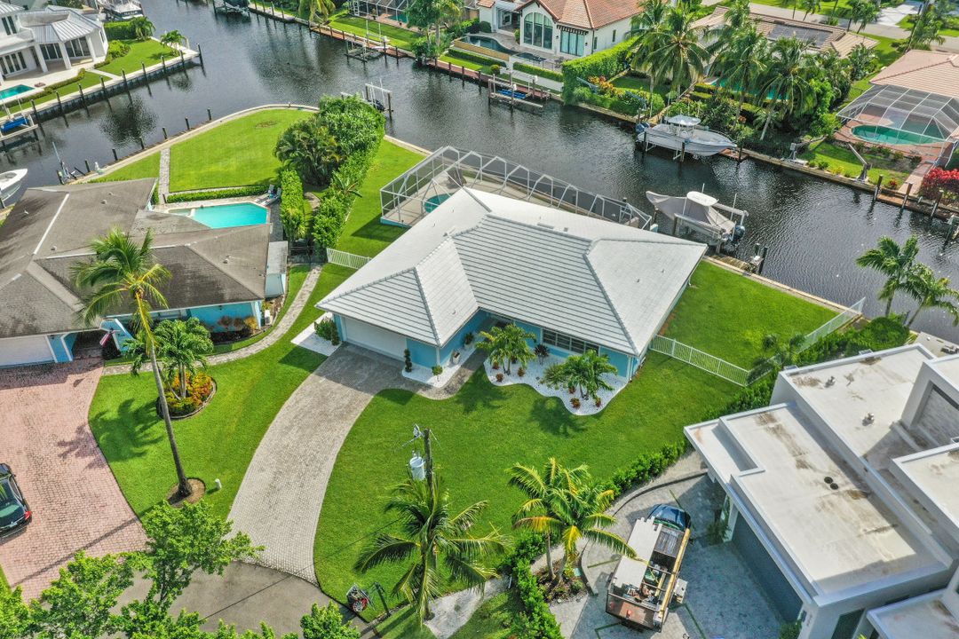 2150 Shad Ct, Naples, FL 34102