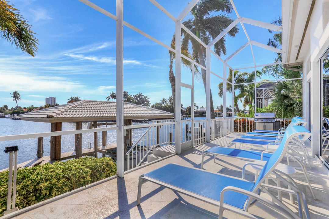 110 Copperfield Ct, Marco Island, FL 34145