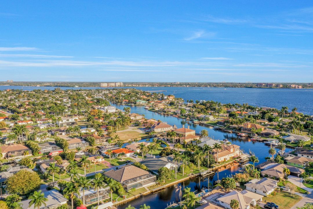 5364 Darby Ct, Cape Coral, FL 33904