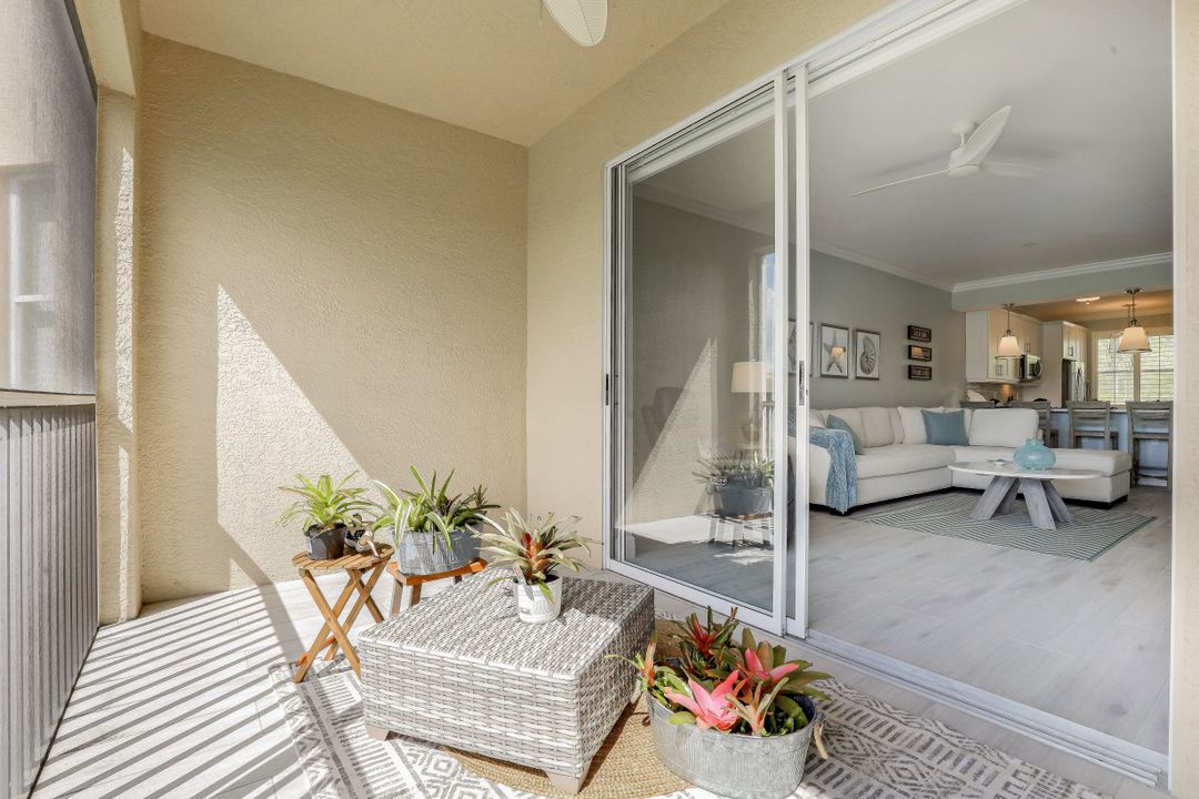 3780 Sawgrass Way #3325, Naples, FL 34112