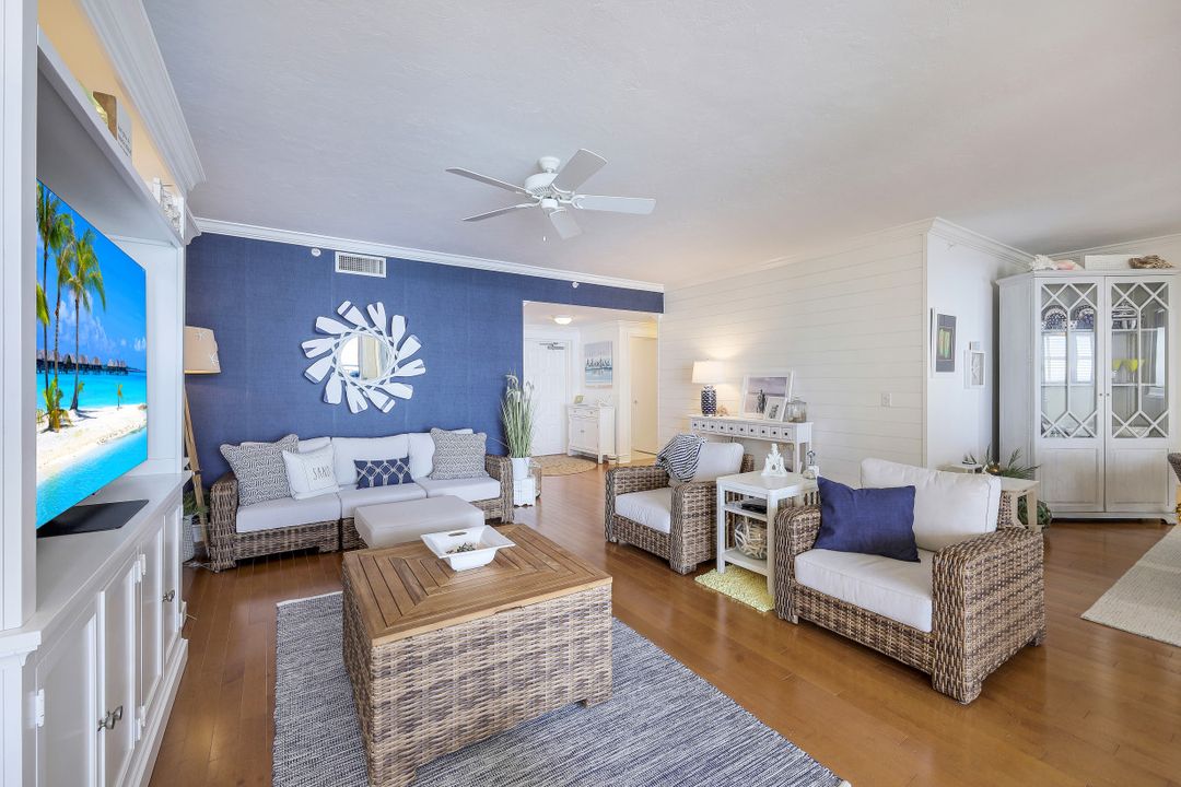 980 Cape Marco Dr  #805, Marco Island, FL 34145