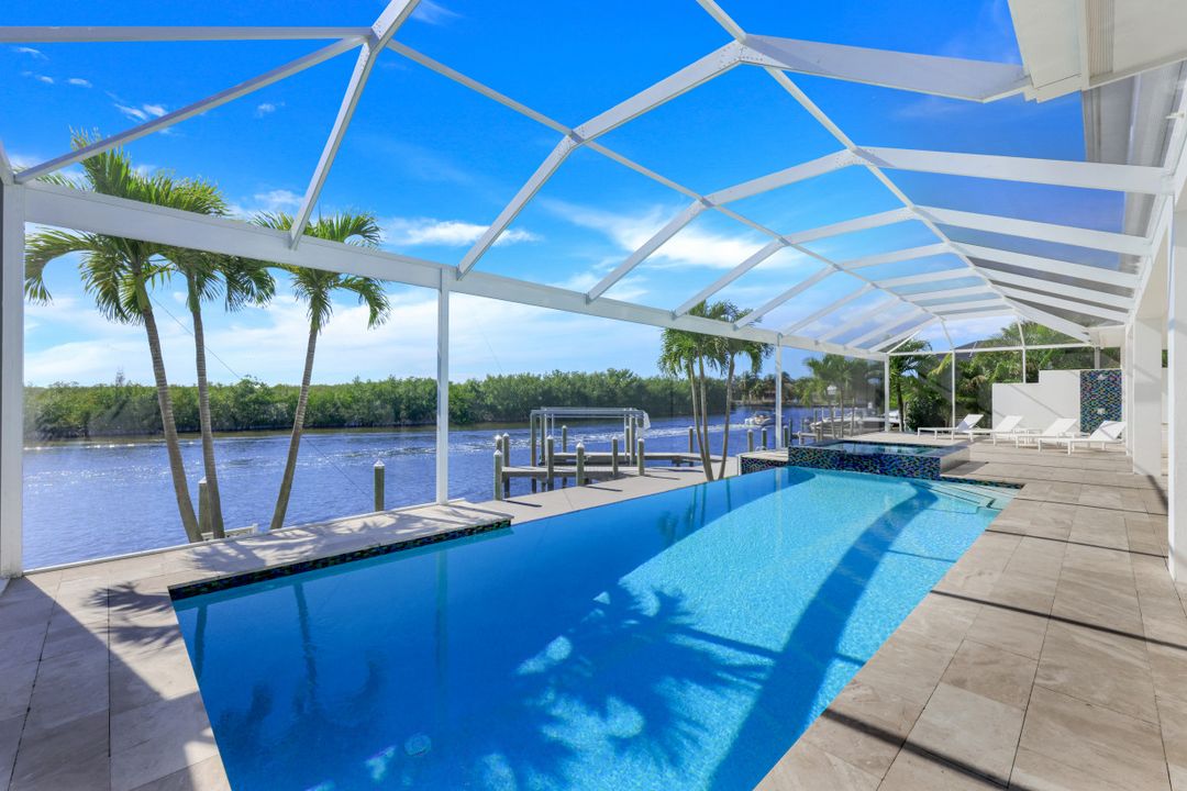 5210 SW 28th Pl, Cape Coral, FL 33914