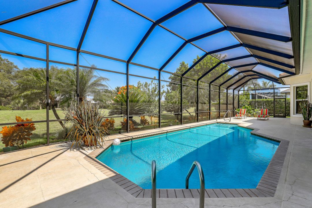 28416 Sombrero Dr, Bonita Springs, FL 34135