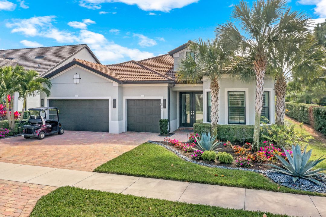8984 Horned Lark Dr, Naples, FL 34120