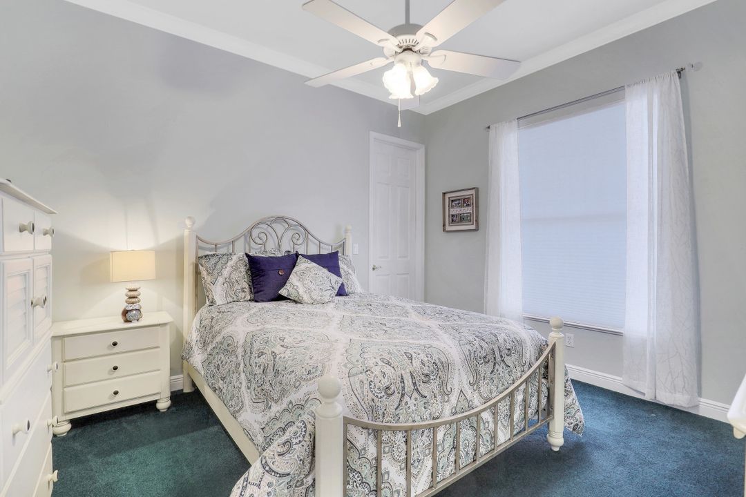 411 SW 49th Ln, Cape Coral, FL 33914