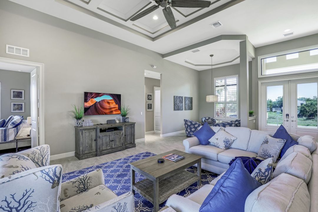 535 Spinnaker Dr, Marco Island, FL 34145