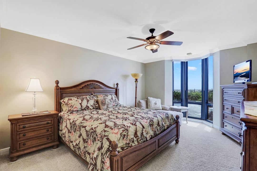 220 S Collier Blvd #703, Marco Island, FL 34145