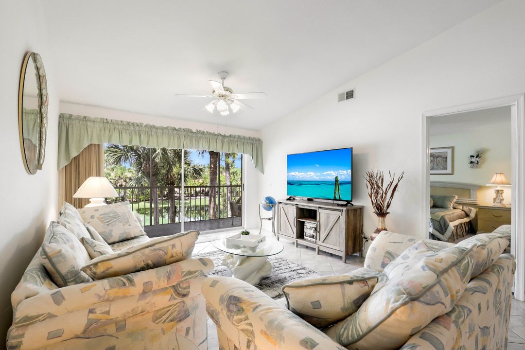 2420 Hidden Lake Dr #1006, Naples, FL 34112