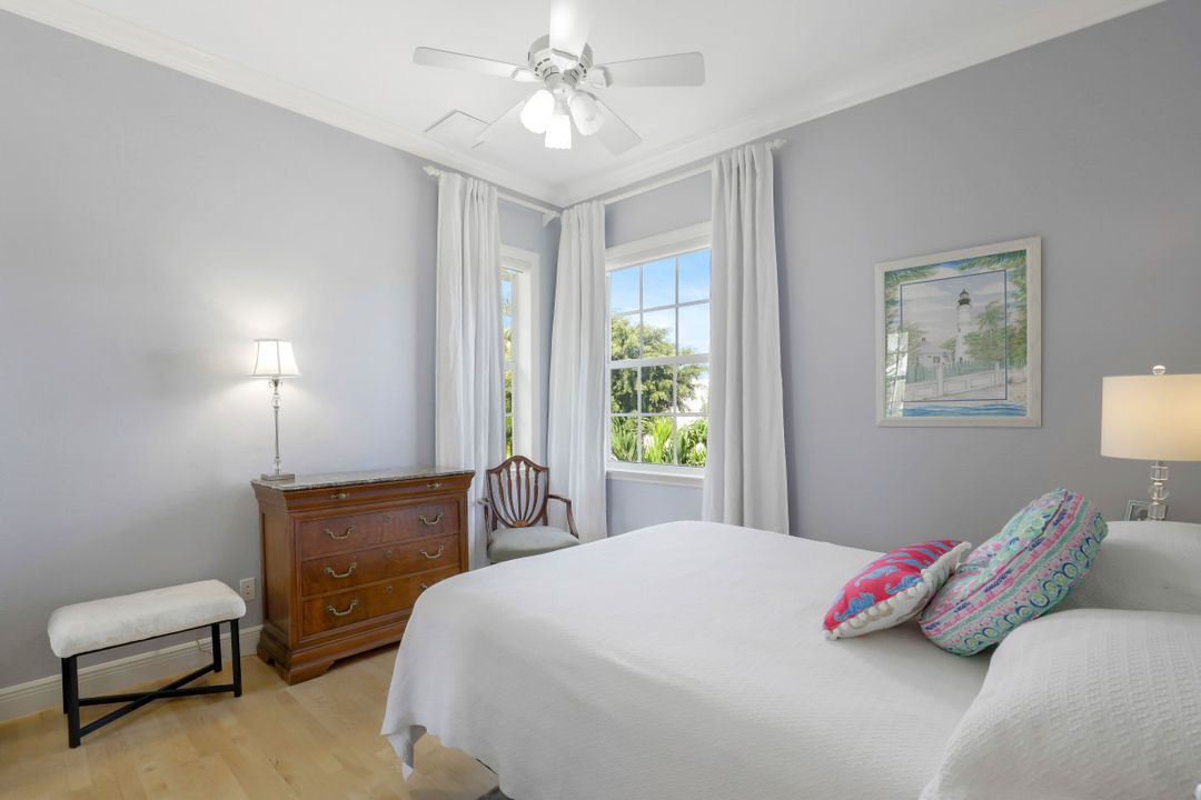 27070 Driftwood Dr, Bonita Springs, FL 34135