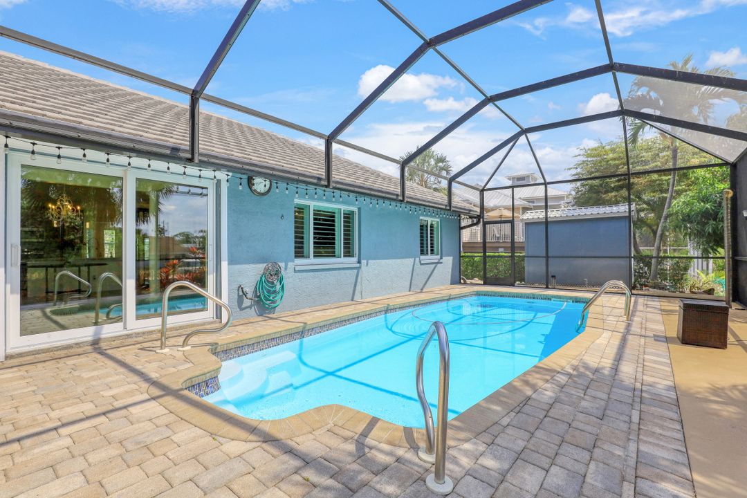 3831 Riviera Cir, Bonita Springs, FL 34134