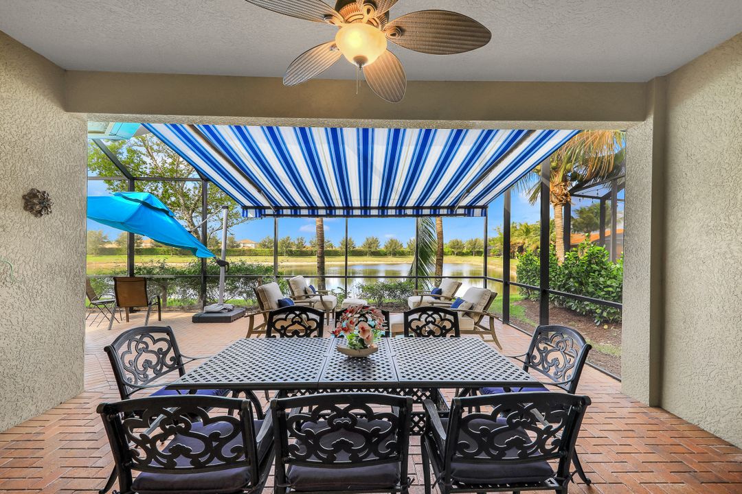 3370 Baltic Dr, Naples, FL 34119