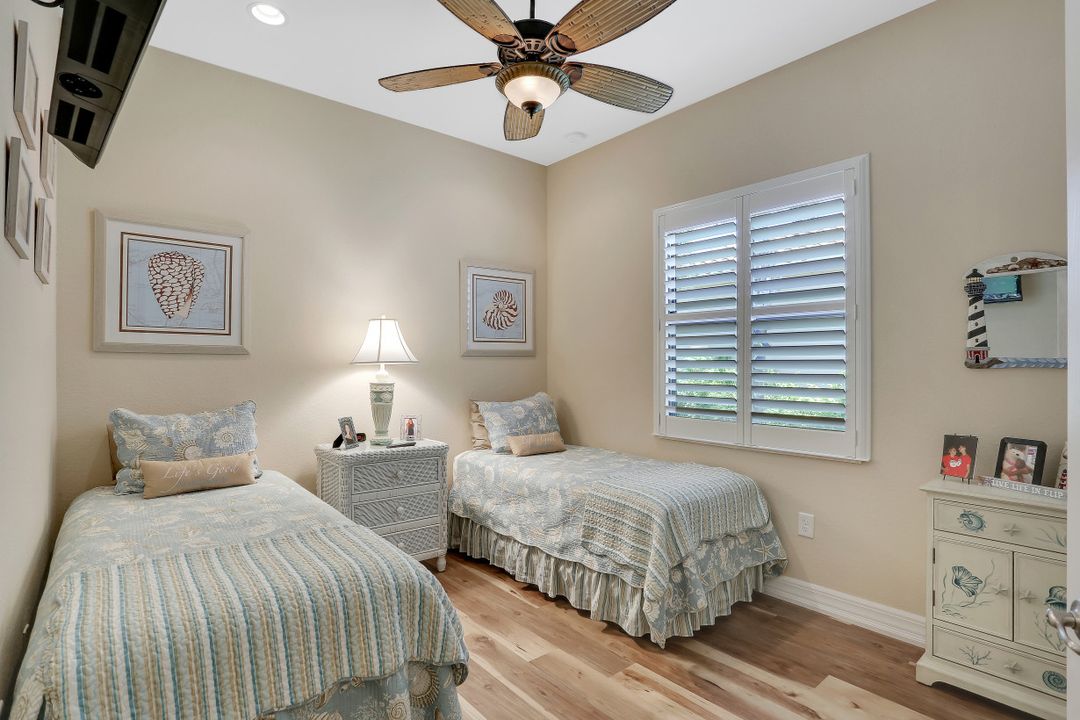 3578 Beaufort Ct, Naples, FL 34119