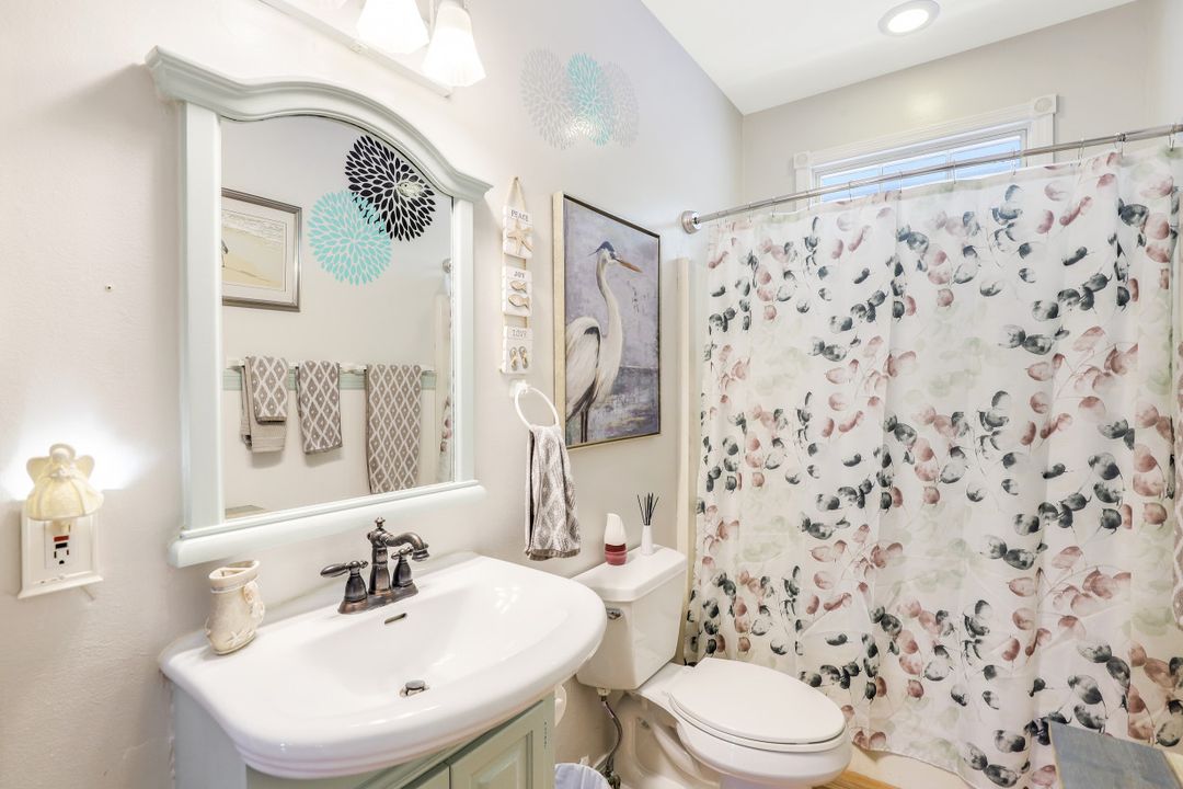 1660 Winterberry Dr, Marco Island, FL 34145