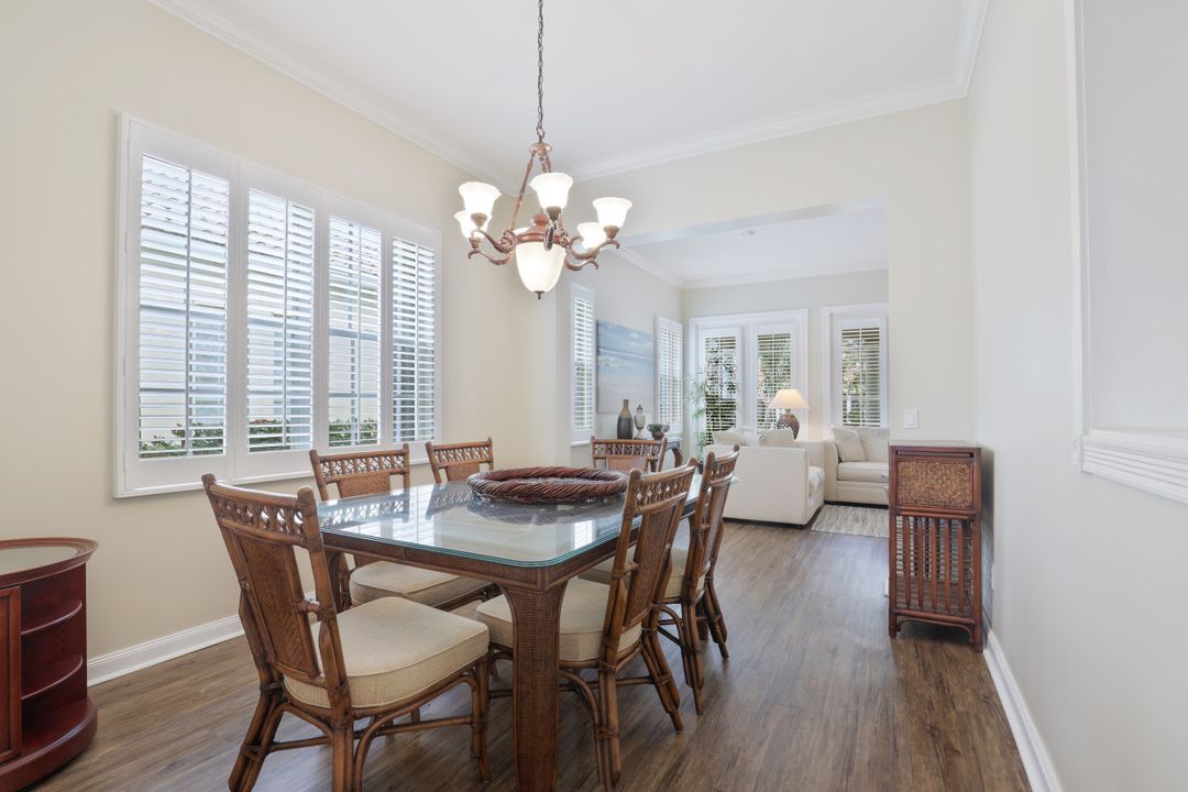 2888 Hatteras Way, Naples, FL 34119
