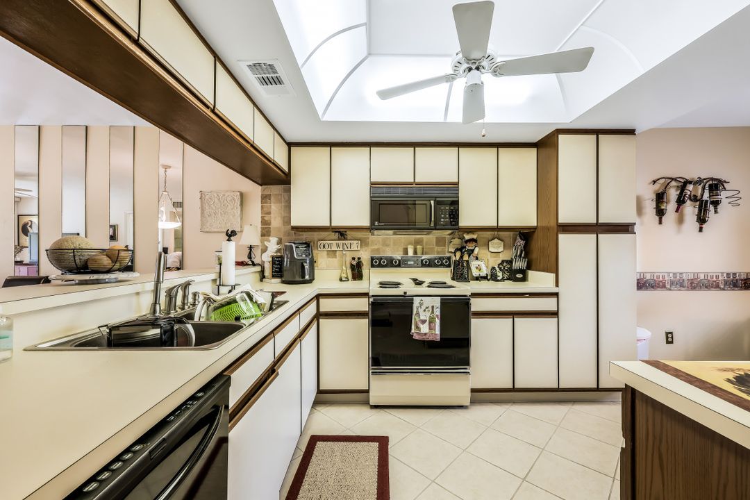 12500 Cold Stream Dr #302, Fort Myers, FL 33912