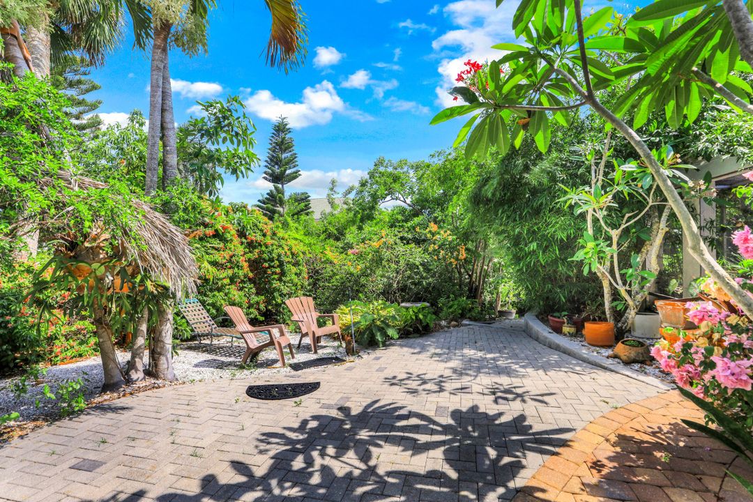 1575 Ludlow Rd, Marco Island, FL 34145