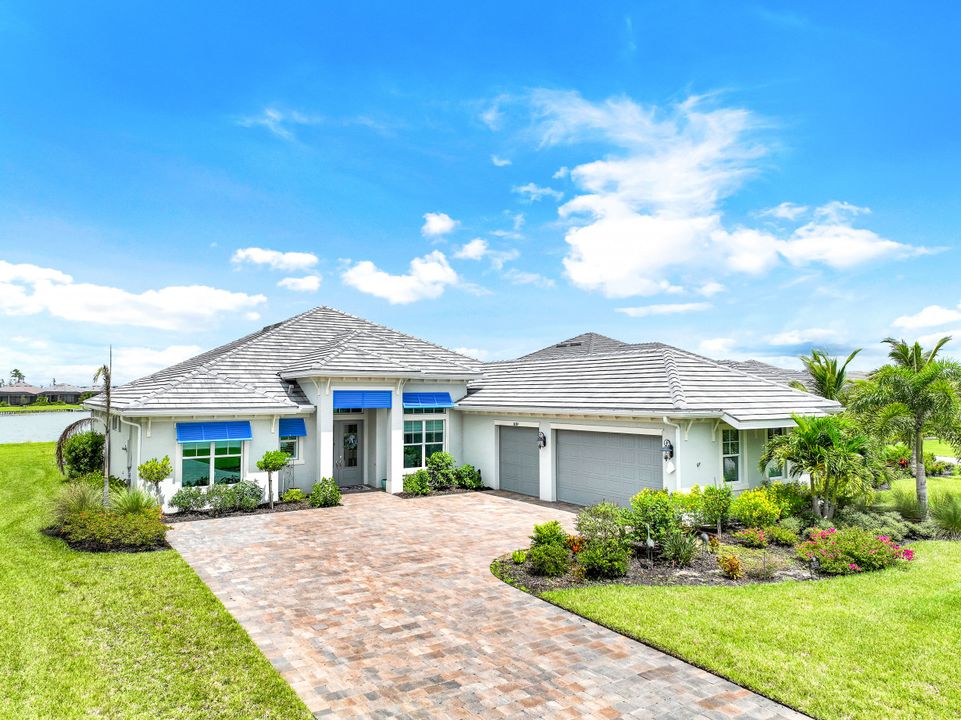 18389 WildBlue Blvd, Fort Myers, FL 33913