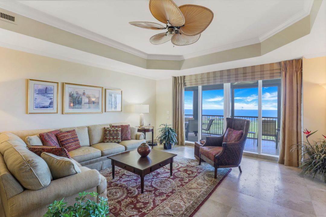 7575 Pelican Bay Blvd #1705, Naples, FL 34108