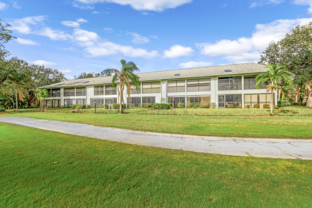 12500 Cold Stream Dr #302, Fort Myers, FL 33912