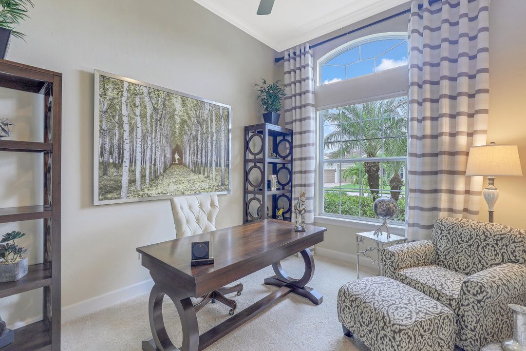 9017 Quarry Dr, Naples, FL 34120