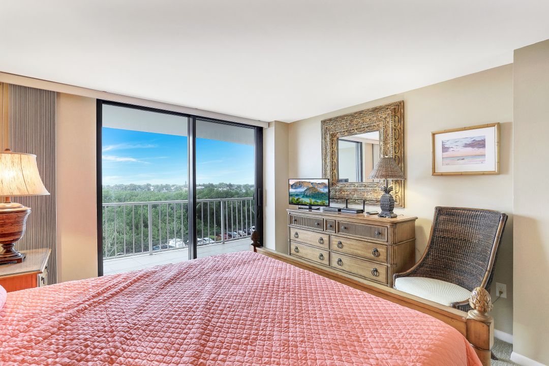 440 Seaview Ct #508, Marco Island, FL 34145