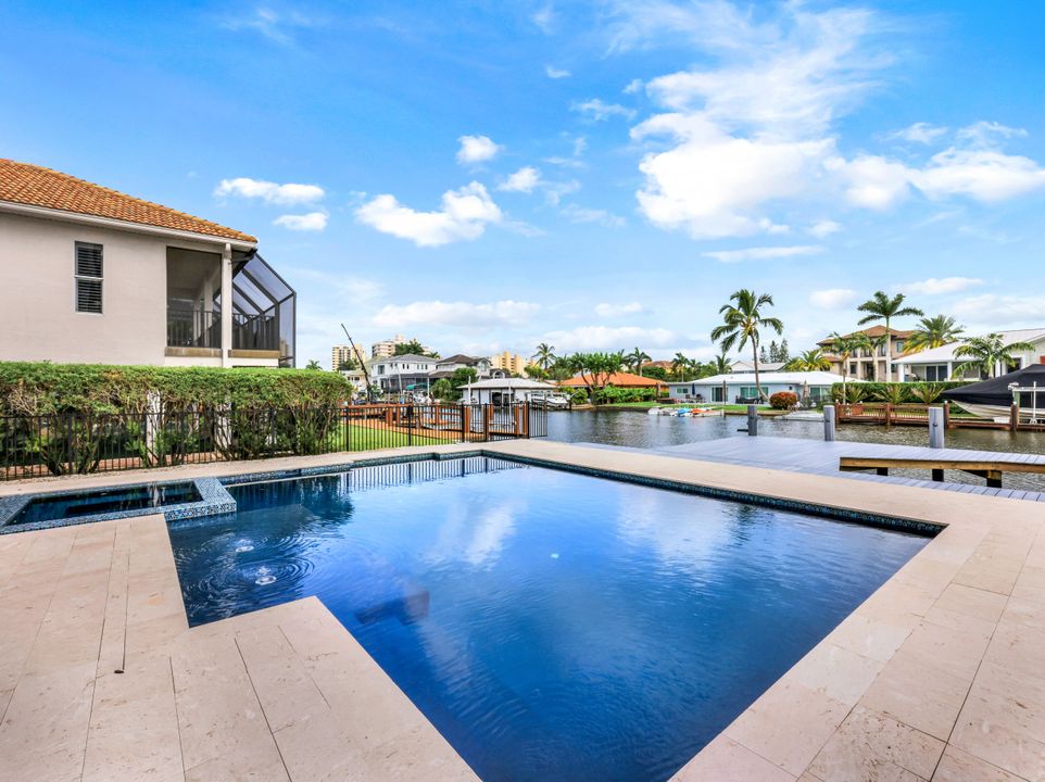 241 Egret Ave, Naples, FL 34108