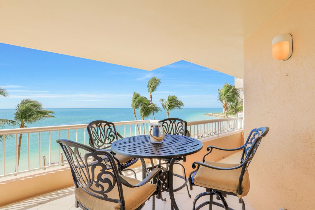 990 Cape Marco Dr #304, Marco Island, FL 34145