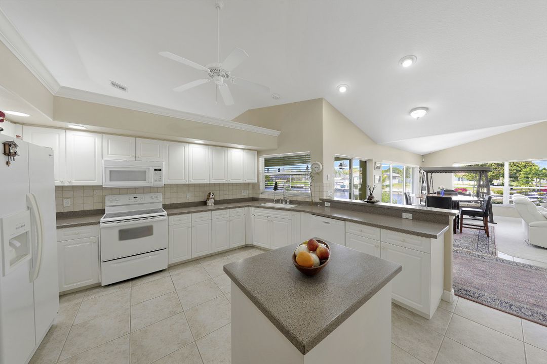 1429 SE 17th St, Cape Coral, FL 33990