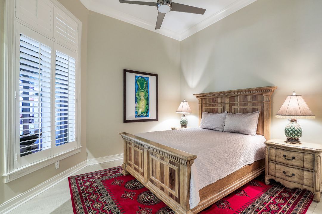 1564 Gormican Ln, Naples, FL 34110