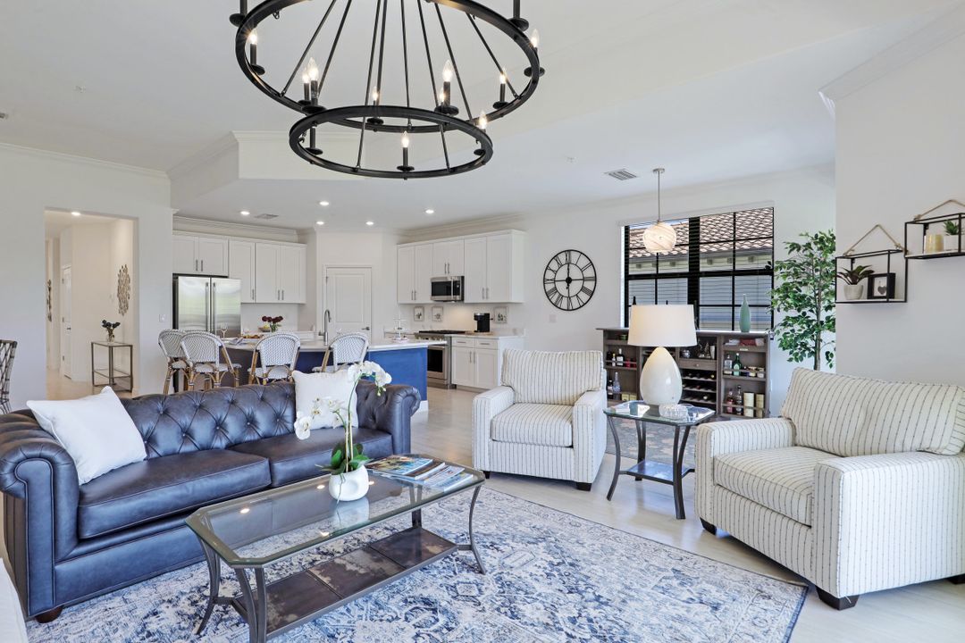 16352 Viansa Wy #201, Naples, FL 34110