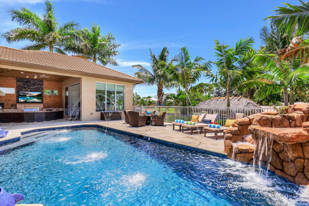 15170 Intracoastal Ct, Fort Myers, FL 33908