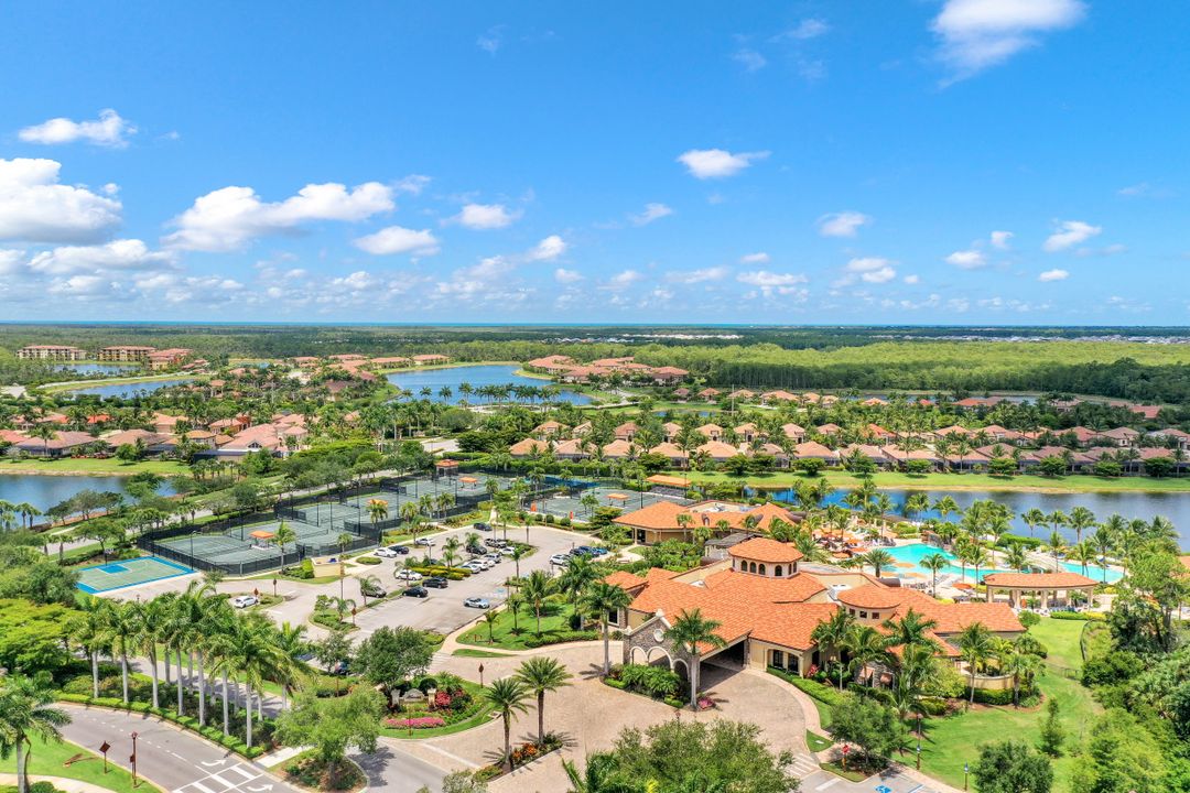 9530 Piacere Way, Naples, FL 34113