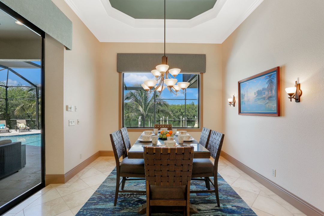 3920 Surfside Blvd, Cape Coral, FL 33914