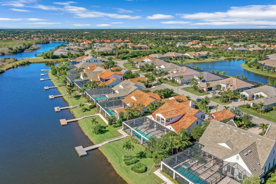 3202 Cullowee Ln, Naples, FL 34109