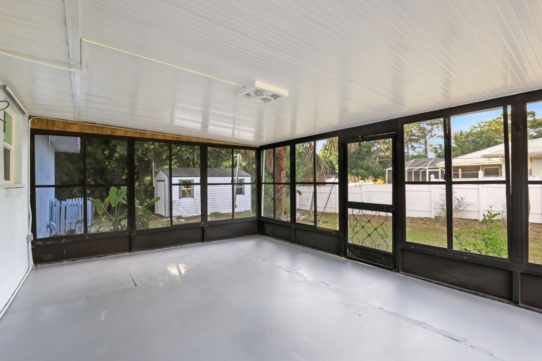 9404 Brewton Ave, Englewood, FL 34224