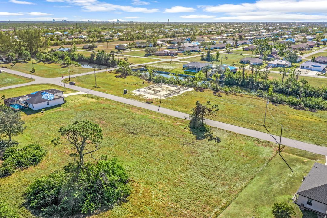 341 NE 31st Terrace, Cape Coral, FL 33909