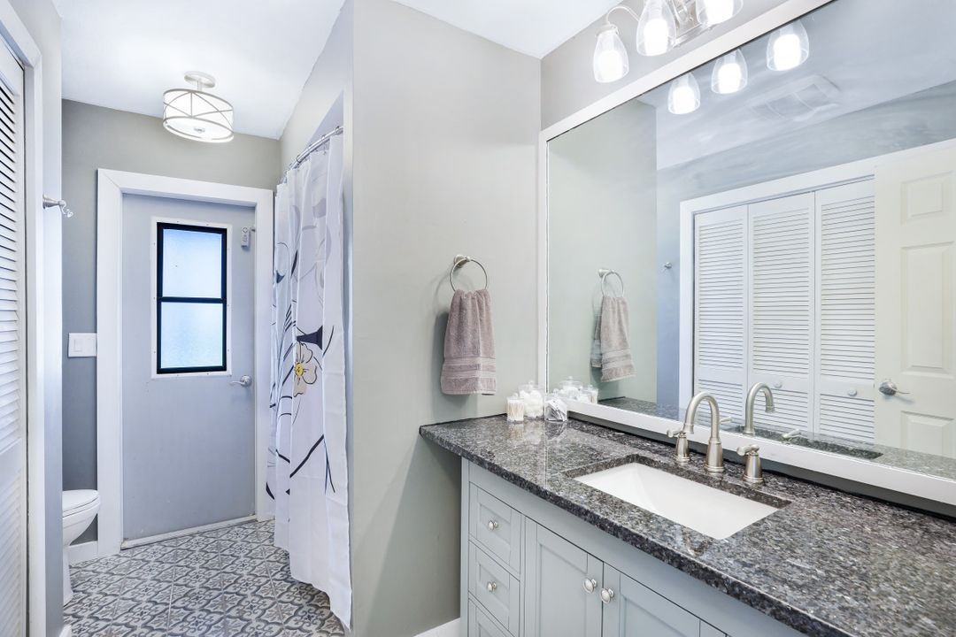 3834 SW 19th Pl, Cape Coral, FL 33914