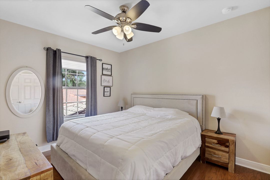 7632 Martino Cir, Naples, FL 34112